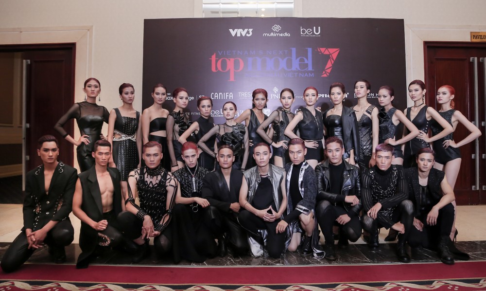  Vietnam's Next Top Model mùa 7 trở thành chương trình đầu tiên trong lịch sử người mẫu xóa bỏ mọi giới hạn về chiều cao, cân nặng, ngoại hình... để nhường chỗ cho lòng đam mê và ước mơ trở thành người mẫu chuyên nghiệp. Với sự thay đổi này, chương trình đã thu hút số lượng khủng thí sinh tham dự. Sau vòng sơ tuyển diễn ra tại HN, Đà Nẵng và TP HCM, top 24 thí sinh xuất sắc nhất sẽ bước vào vòng bán kết Vietnam's Next Top Model.